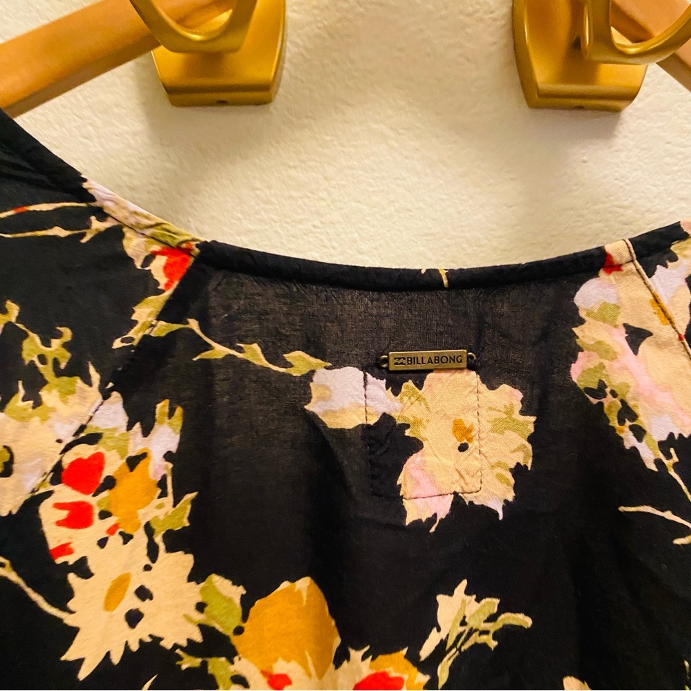 Billabong Black Floral Kimono - Picture 6 of 8